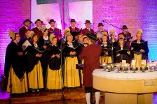 20.12.2022 Adventkonzert Chor- und Volkstanzgruppe Krems/Lerchenfeld
